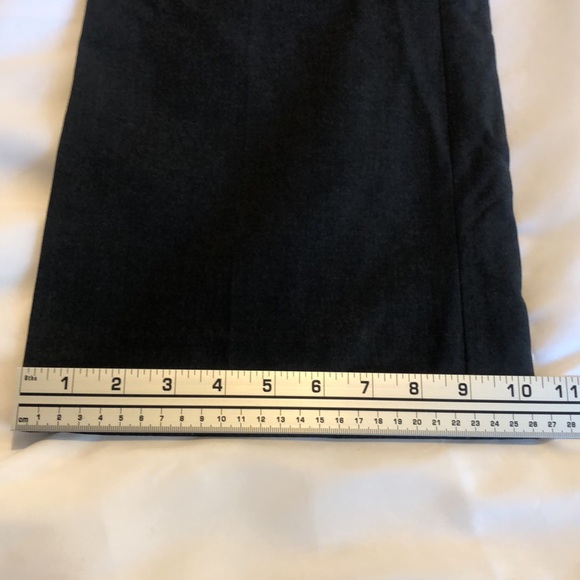 Women’s size 10R Gap Maternity Demi Panel Pants - Picture 2 of 14